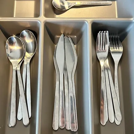 Brand New And Modern In Center *